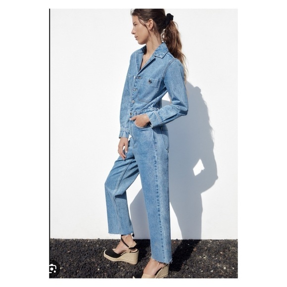 ZARA Long Sleeve Zip Front Denim Jumpsuit Flight Suit Small NWT Blogger Favorite - Picture 2 of 7